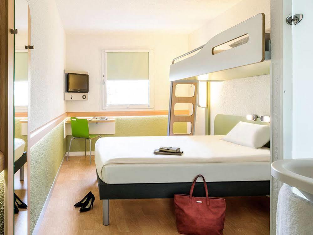 Отель Ibis Styles Rouen Parc Expos Zenith Сент-Этьен-дю-Рувре Экстерьер фото